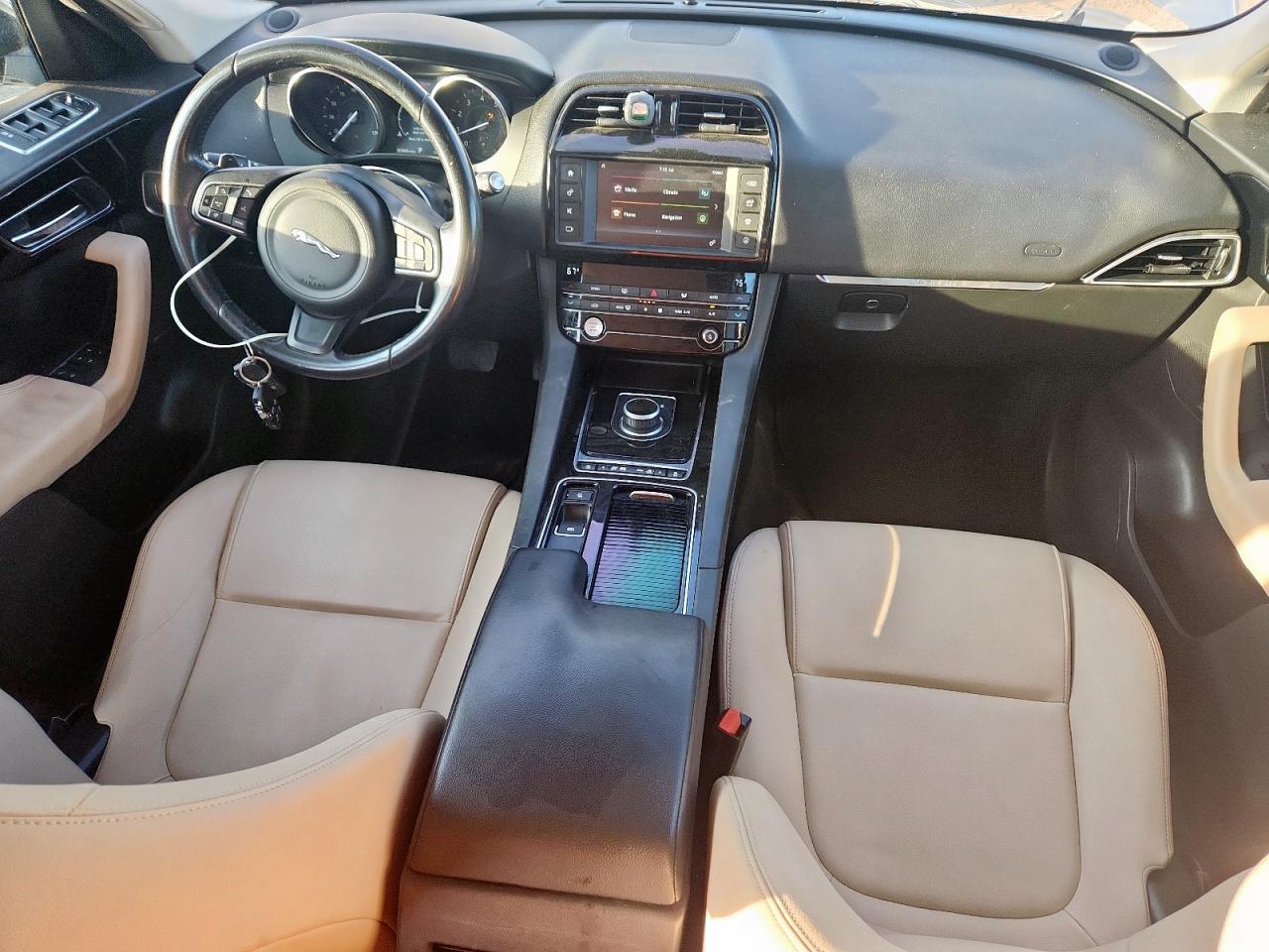 2018 Jaguar F-Pace Premium VIN: SADCJ2GX1JA236455 Lot: 60746165