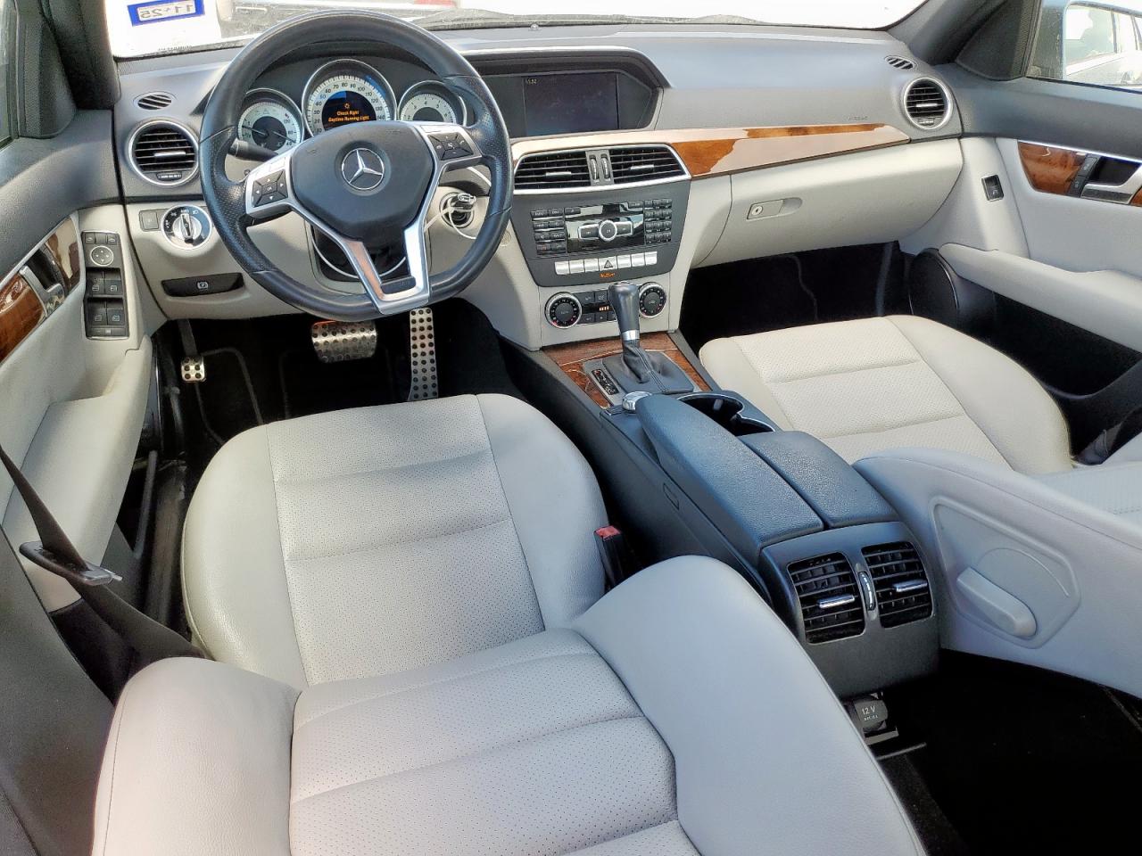 2012 Mercedes-Benz C 250 VIN: WDDGF4HBXCA604105 Lot: 62192295