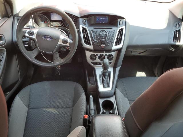 Hatchbacks FORD FOCUS 2014 Red