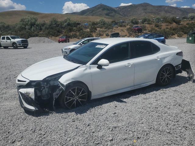  TOYOTA CAMRY 2022 Белы