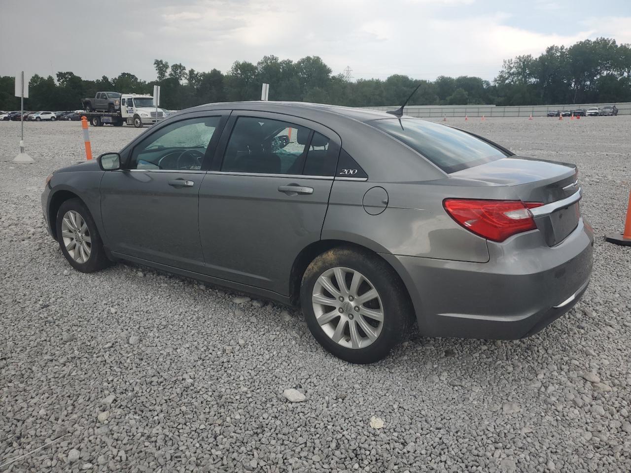 CHRYSLER 200 2013 VIN 1C3CCBBBXDN601962 zdjęcie 2