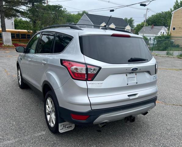  FORD ESCAPE 2018 Srebrny