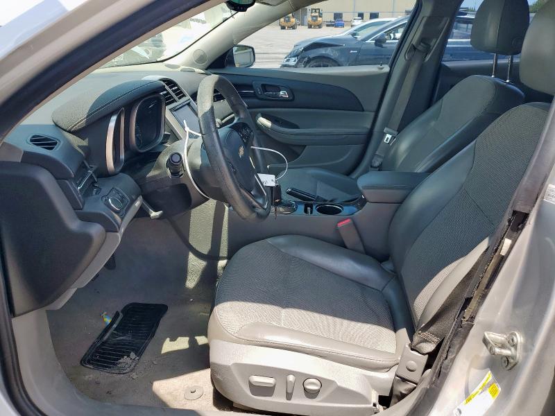  CHEVROLET MALIBU 2015 Серебристый