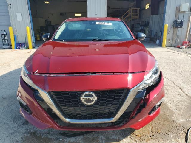  NISSAN ALTIMA 2020 Красный