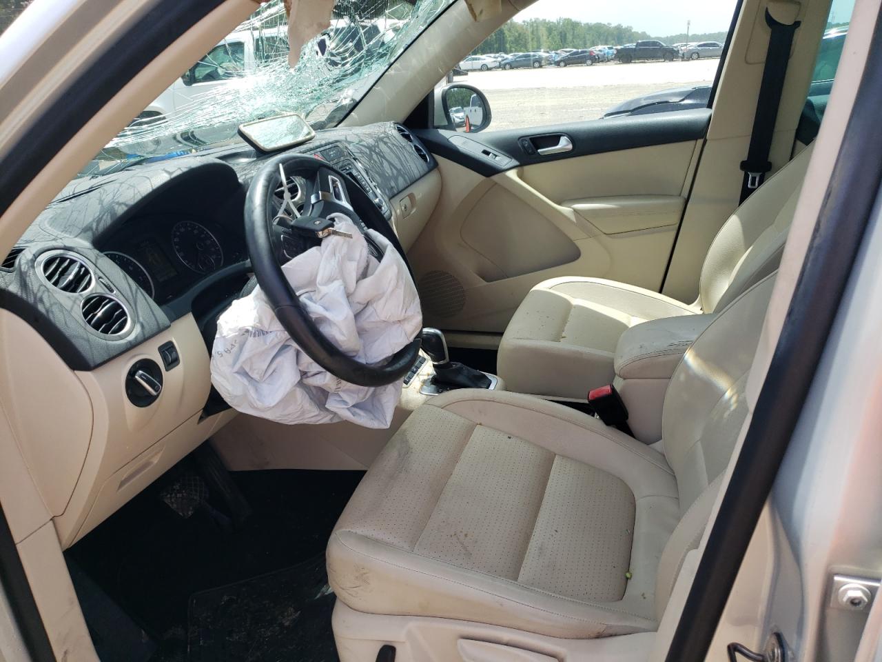 2011 Volkswagen Tiguan S VIN: WVGAV7AXXBW542387 Lot: 63016205