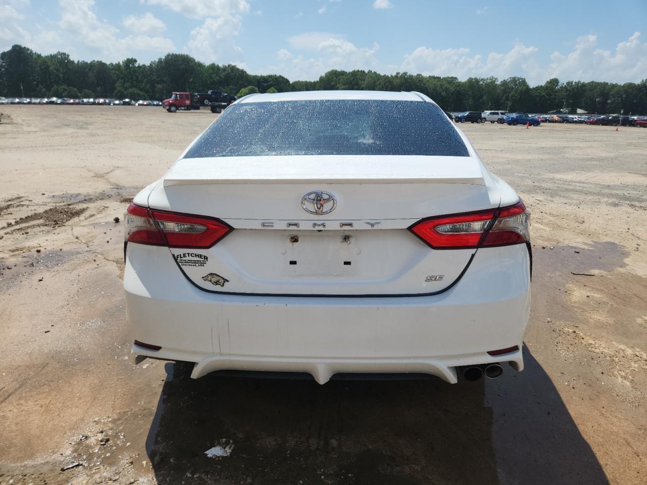 4T1B11HK7JU066245 TOYOTA CAMRY 2018