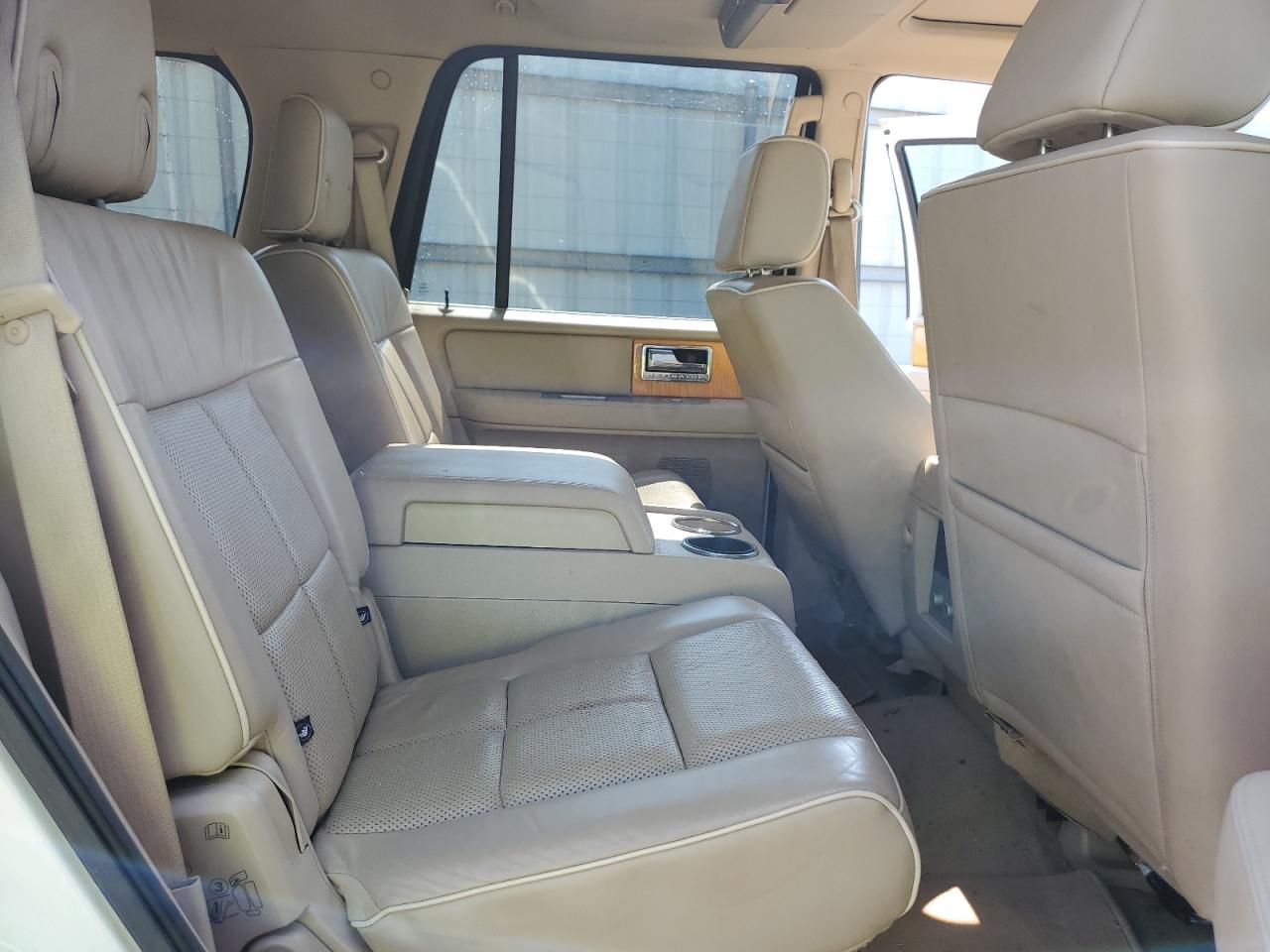2008 Lincoln Navigator VIN: 5LMFU28598LJ00255 Lot: 62189995