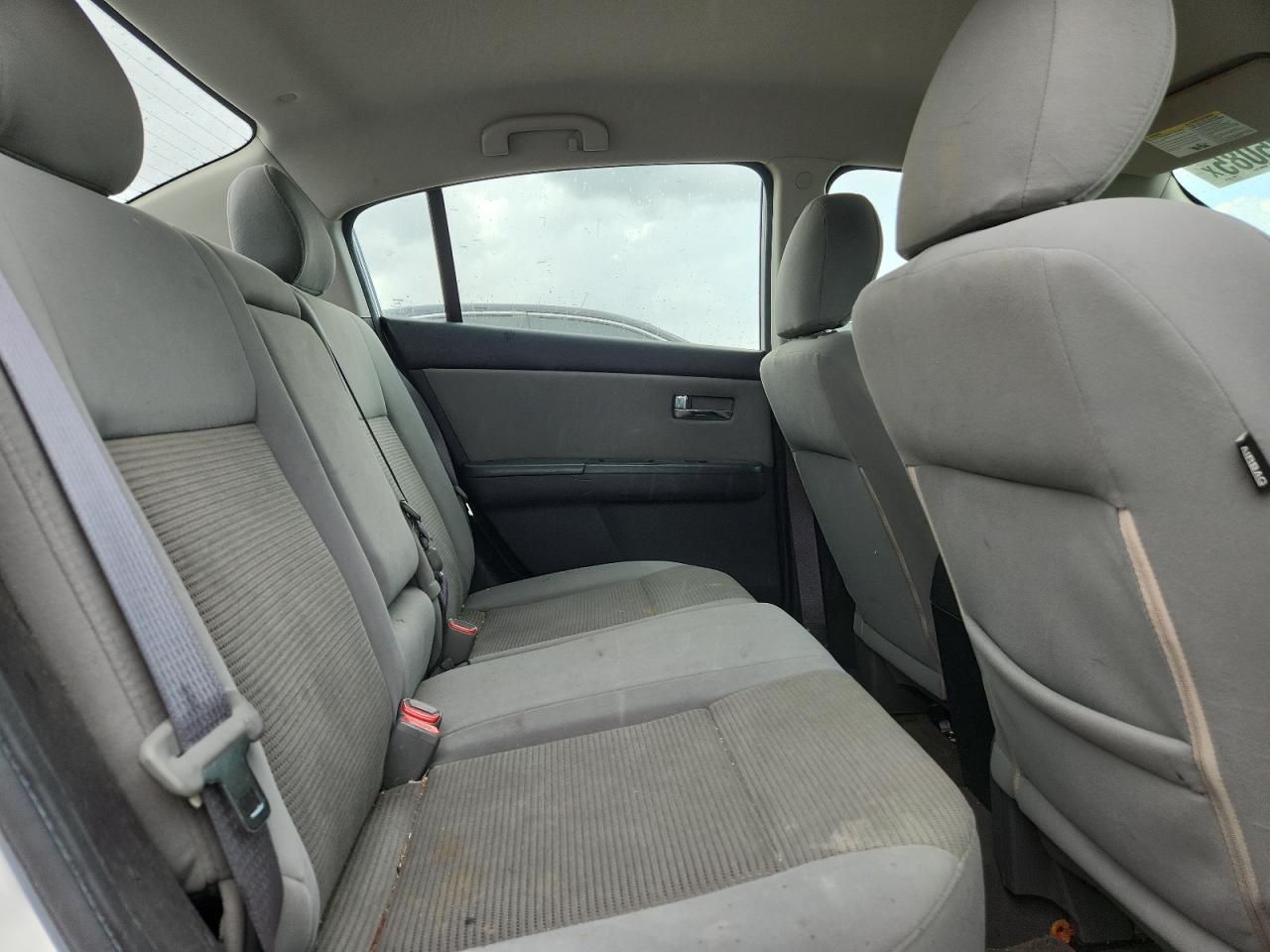 2011 Nissan Sentra 2.0 VIN: 3N1AB6AP2BL688735 Lot: 61795085