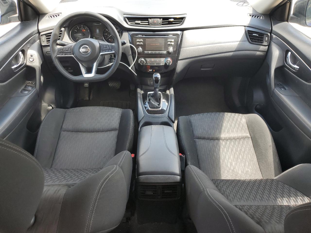KNMAT2MT3HP505528 NISSAN ROGUE 2017