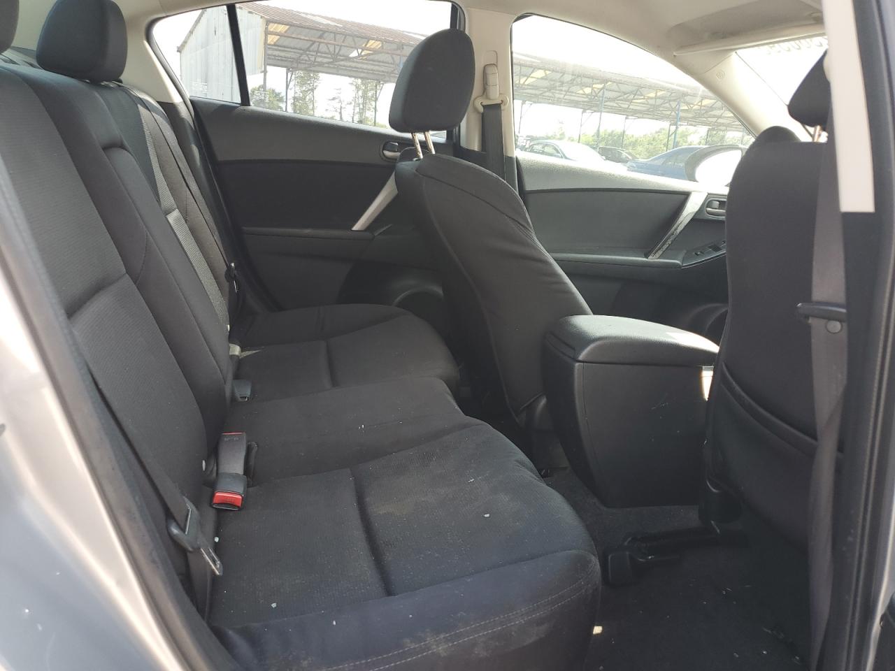 2011 Mazda 3 S VIN: JM1BL1U5XB1416355 Lot: 62360595