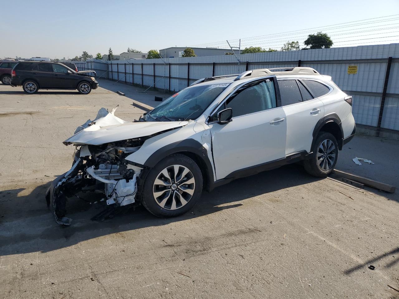 2025 Subaru Outback Touring en Venta en Bakersfield, CA - Front End