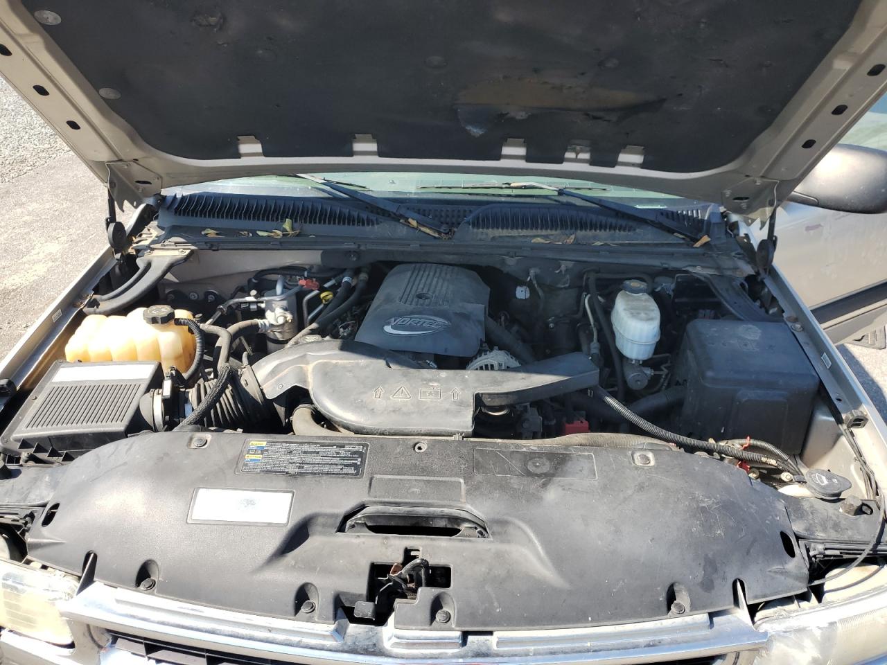 2005 Chevrolet Suburban C1500 VIN: 3GNEC16Z85G104660 Lot: 61638465