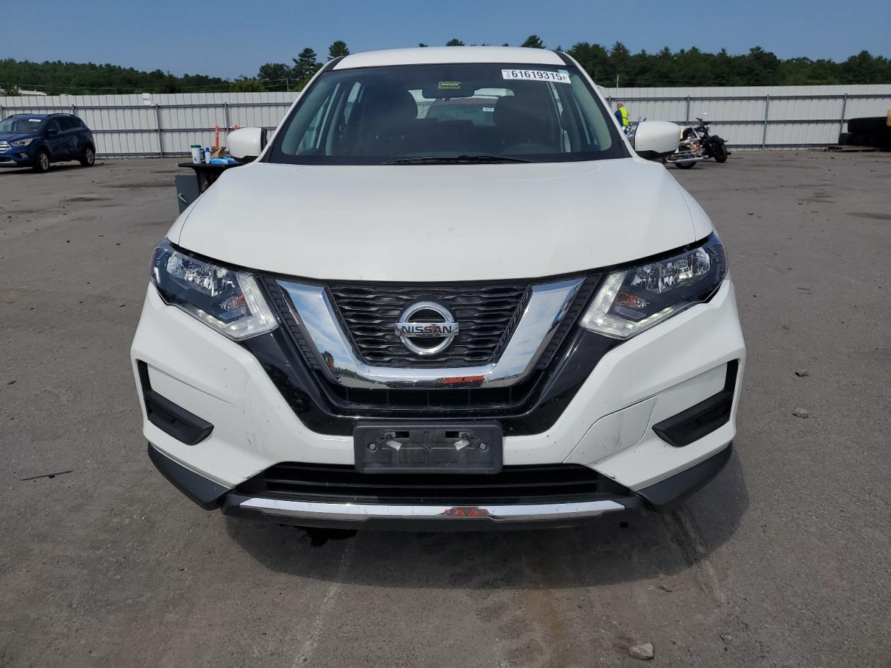 JN8AT2MV8HW015386 NISSAN ROGUE 2017