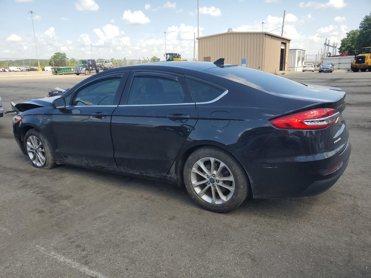 3FA6P0HD0KR282310 FORD FUSION 2019