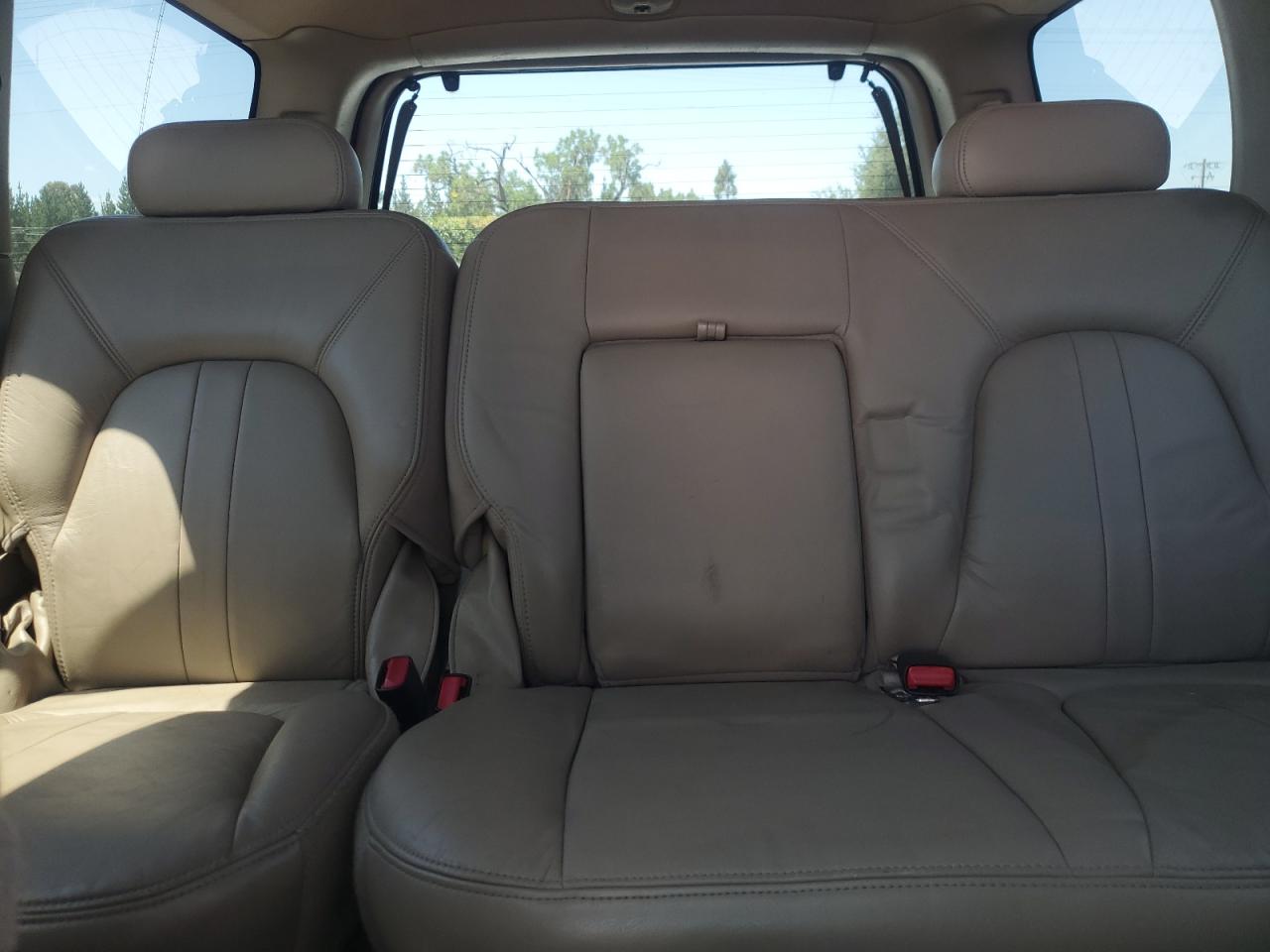 2001 Ford Expedition Eddie Bauer VIN: 1FMPU18L11LA83134 Lot: 60372085