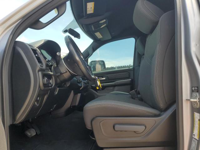  RAM 1500 2023 Srebrny