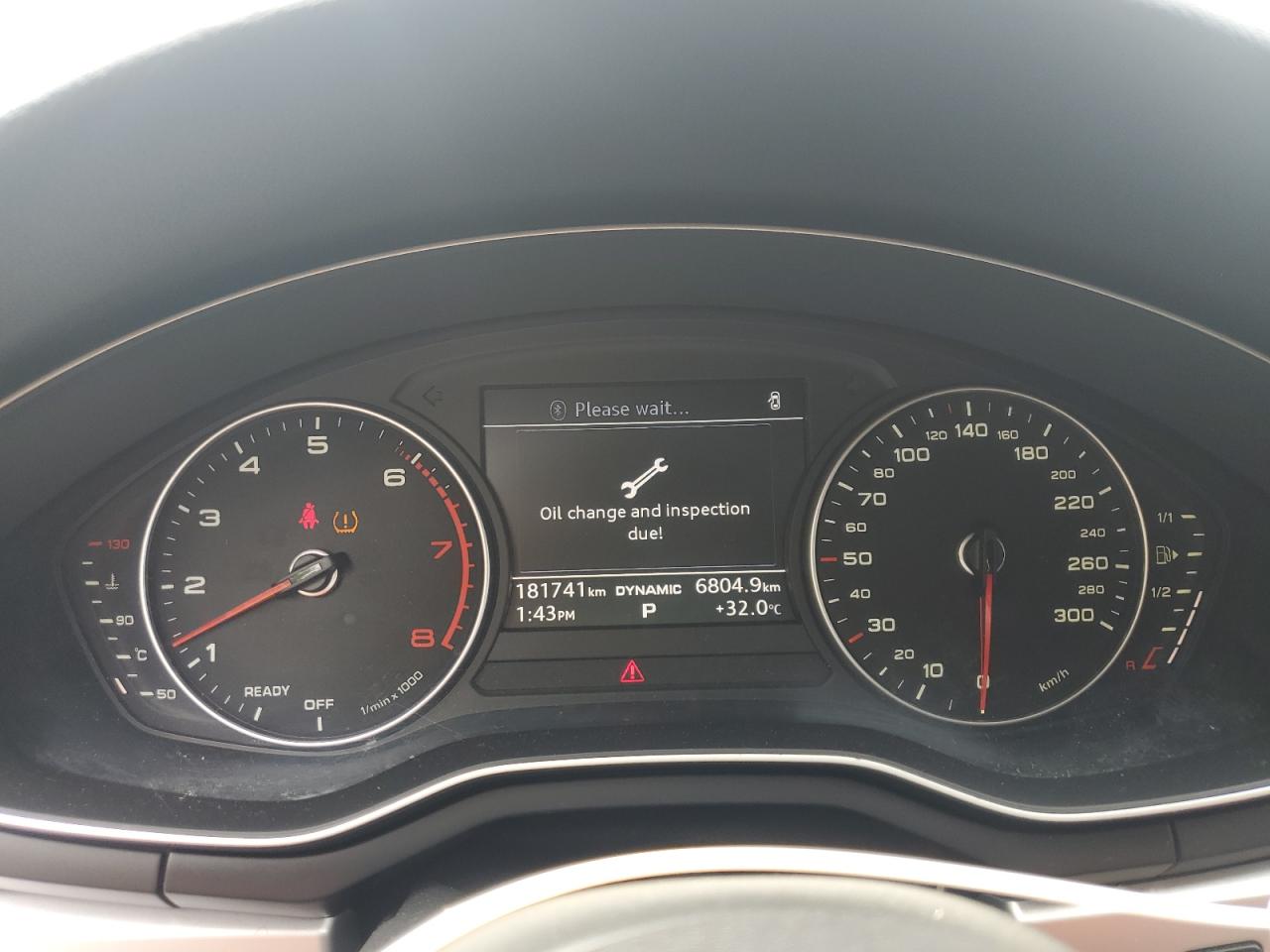 2017 Audi A4 Premium VIN: WAUANAF45HN043878 Lot: 61835095