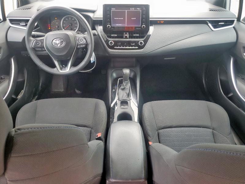 TOYOTA COROLLA 2022 Srebrny