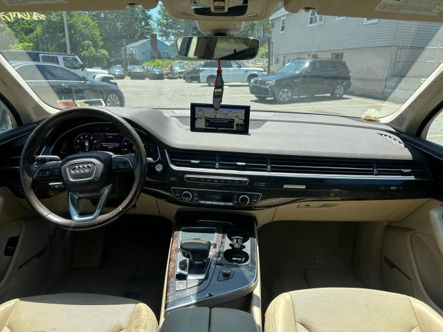  AUDI Q7 2019 Black