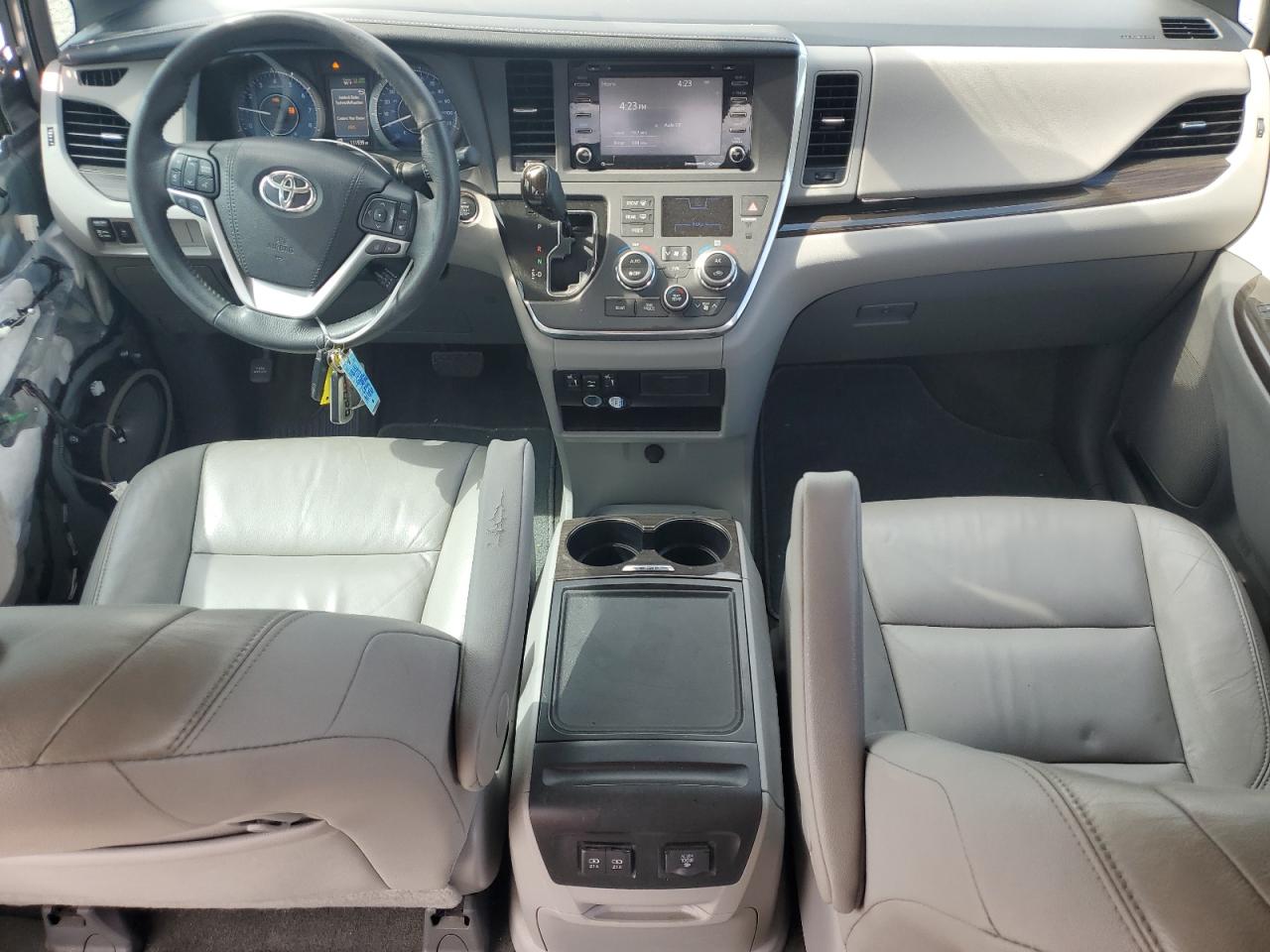 2018 Toyota Sienna Xle VIN: 5TDYZ3DC4JS903412 Lot: 62653285