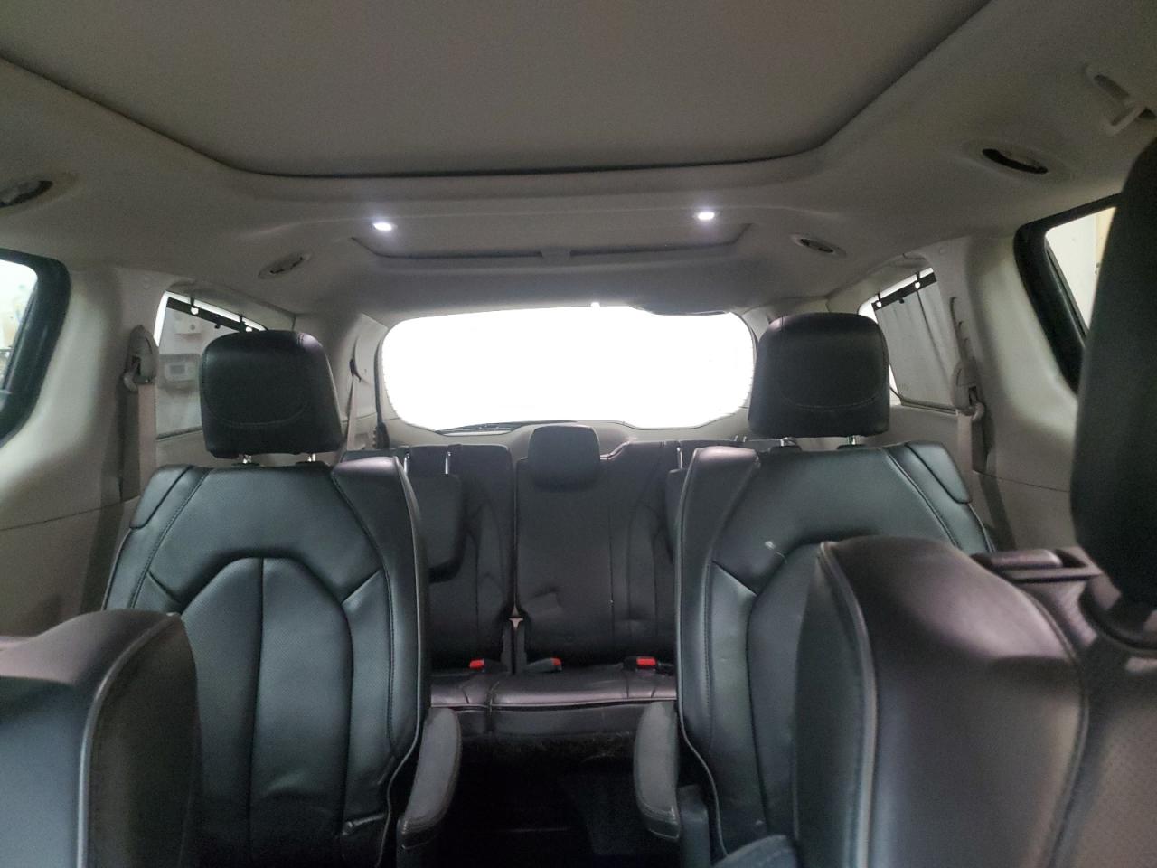 2018 Chrysler Pacifica Limited VIN: 2C4RC1GG2JR353046 Lot: 60729525