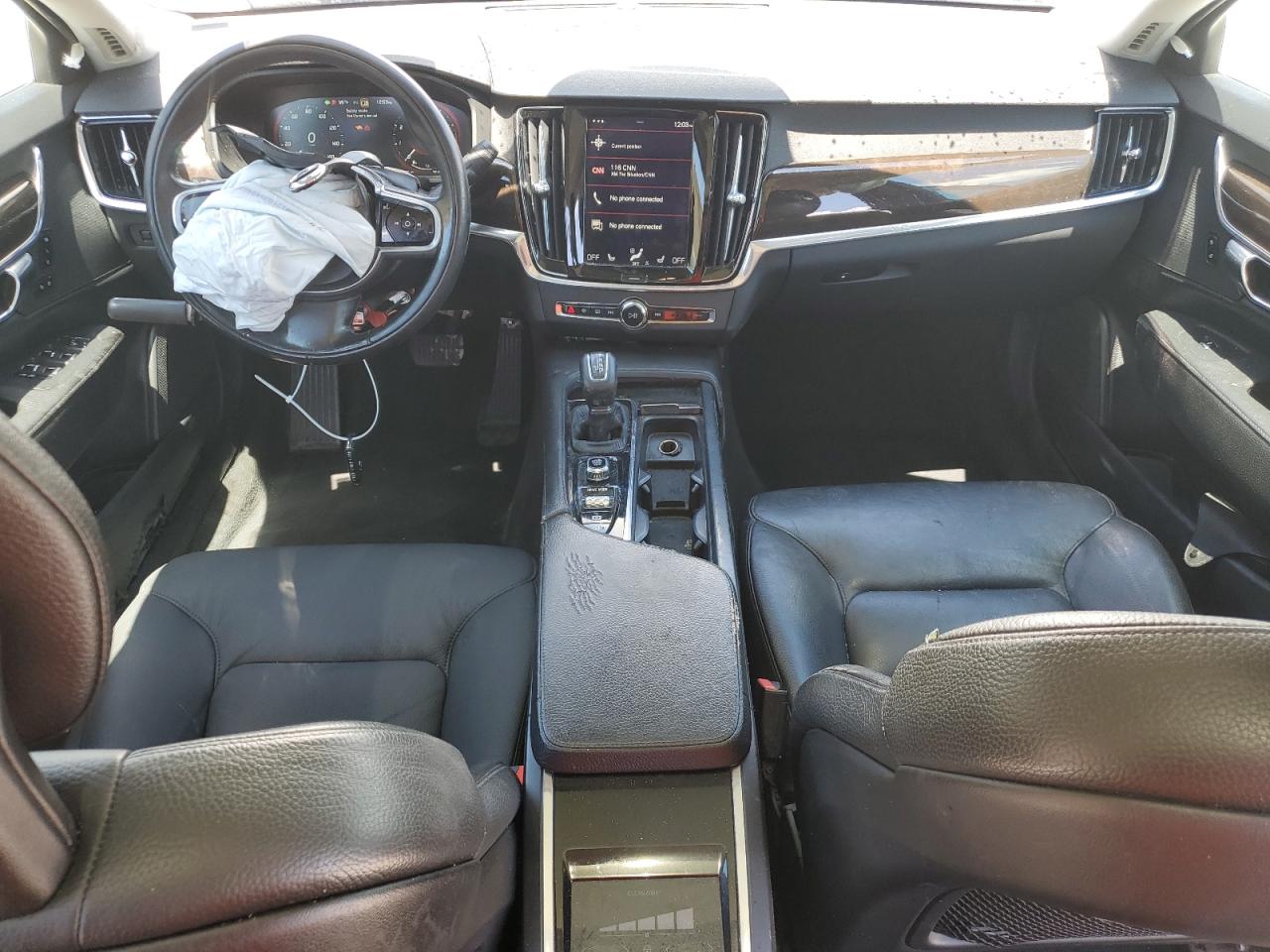 2018 Volvo S90 T5 Momentum VIN: LVY982MK5JP028689 Lot: 62273025