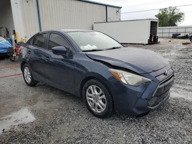  TOYOTA YARIS 2018 Granatowy