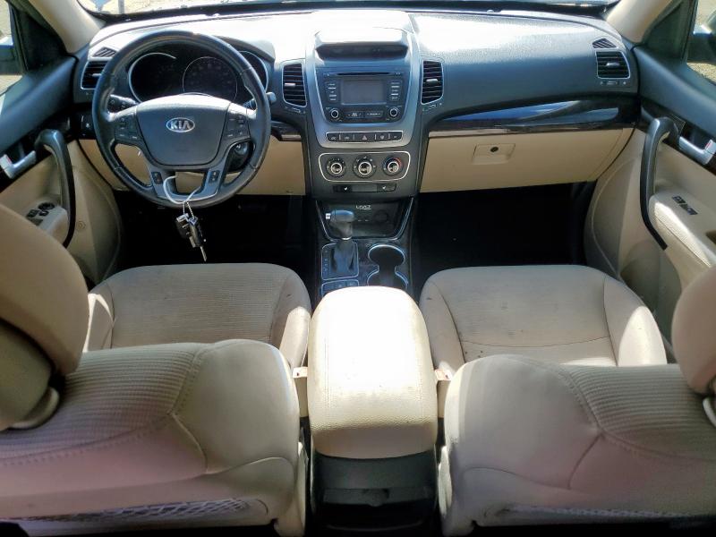  KIA SORENTO 2015 Srebrny