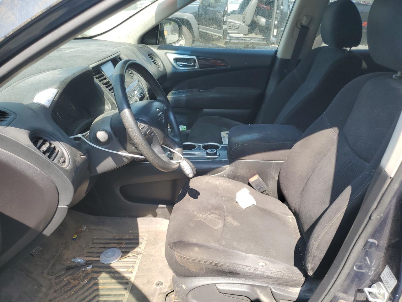 2015 Nissan Pathfinder S VIN: 5N1AR2MM1FC613928 Lot: 62811375