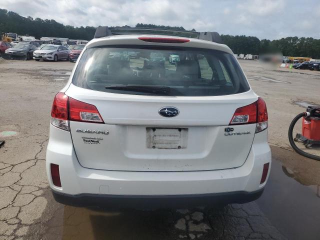  SUBARU OUTBACK 2013 White