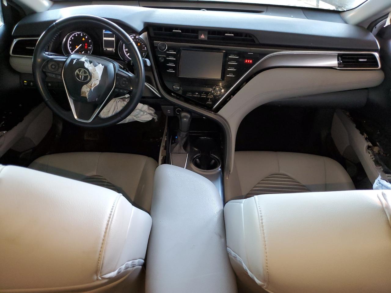 4T1B11HK6JU043474 TOYOTA CAMRY 2018