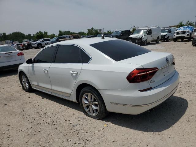  VOLKSWAGEN PASSAT 2017 White