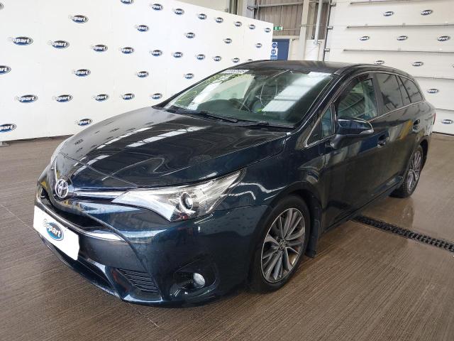 TOYOTA AVENSIS BU 2015