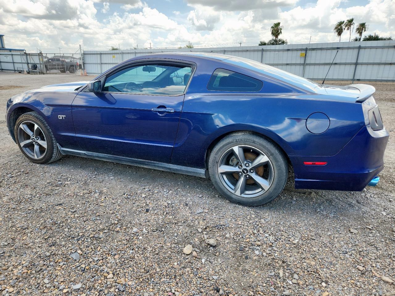 FORD MUSTANG 2010 VIN 1ZVBP8CH8A5143705 фото 2