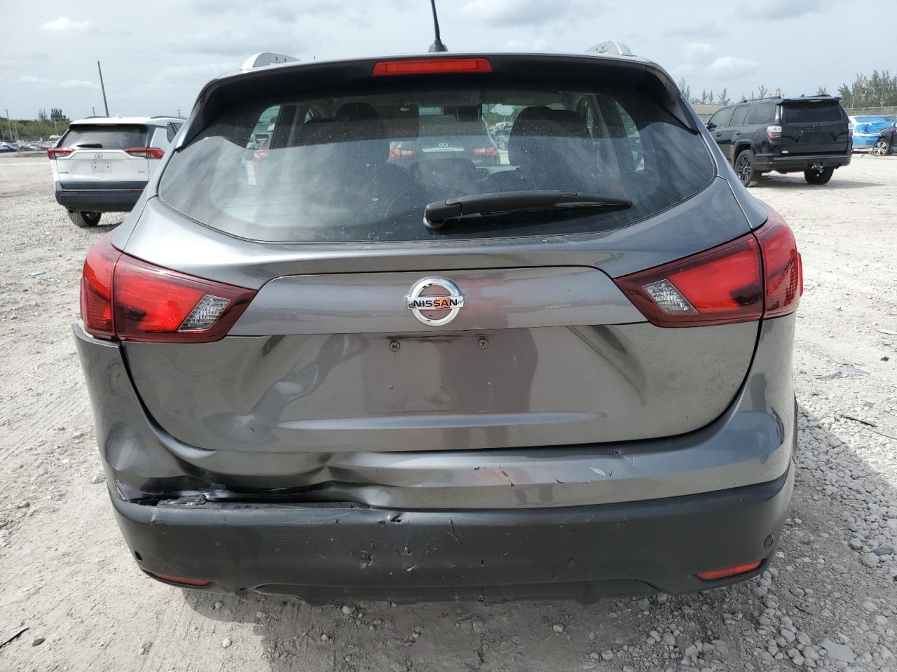 JN1BJ1CR7KW313765 NISSAN ROGUE 2019
