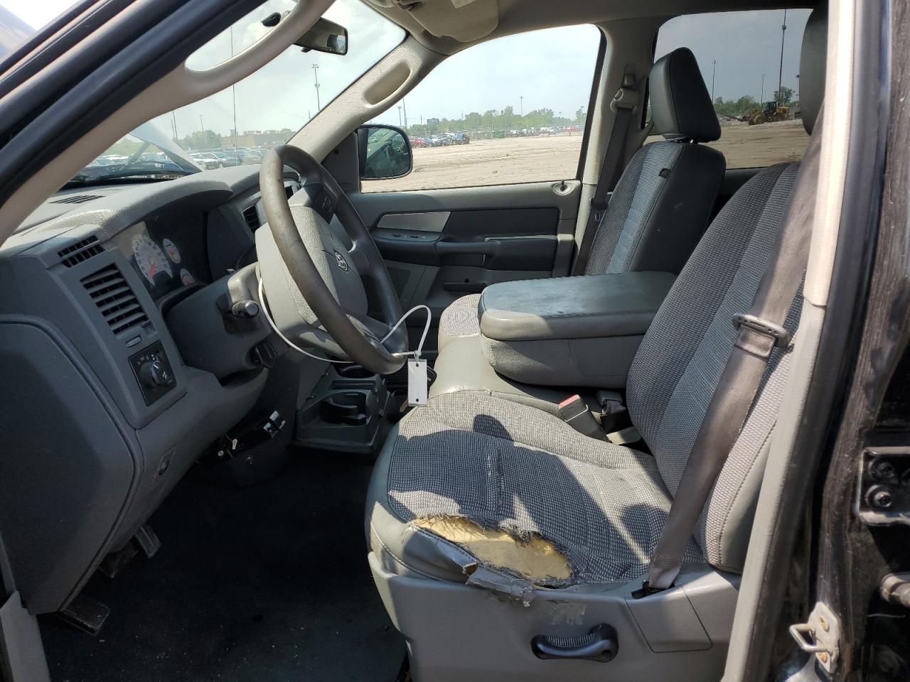 2008 Dodge Ram 1500 St VIN: 1D7HU18N98S517946 Lot: 89635915