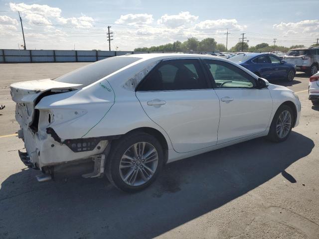  TOYOTA CAMRY 2016 Белы