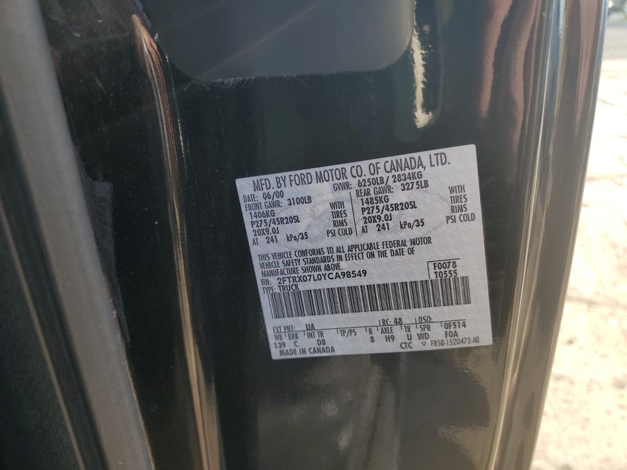 2000 Ford F150 VIN: 2FTRX07L0YCA98549 Lot: 61469475