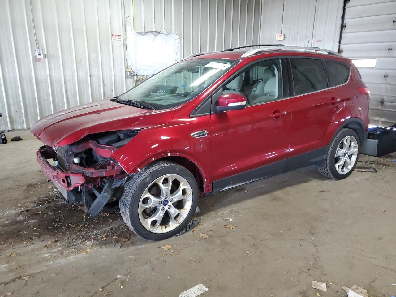2015 Ford Escape Titanium للبيع في Franklin، WI - Front End