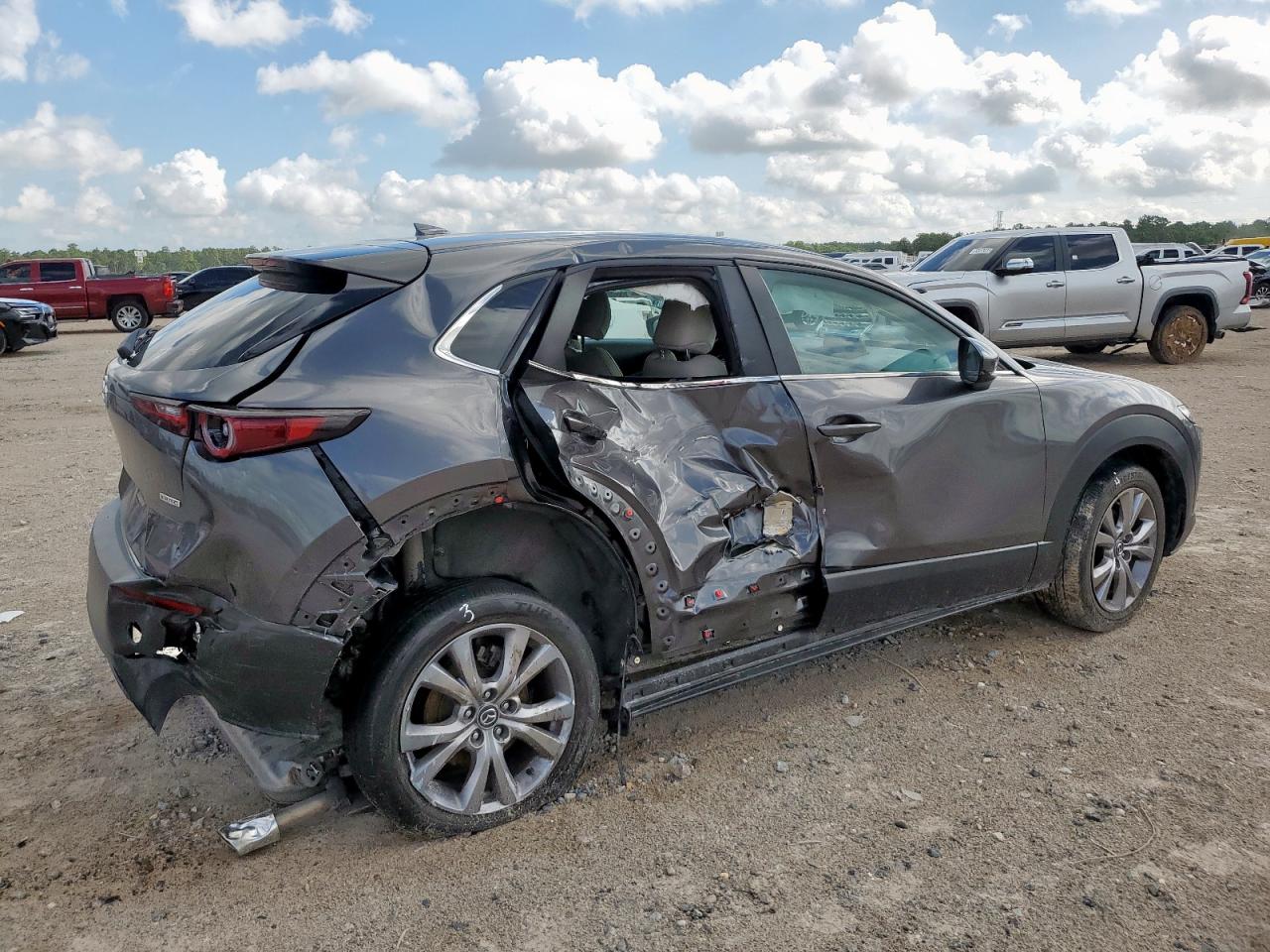 MAZDA CX30 2020 VIN 3MVDMBDL8LM132039 photo 3
