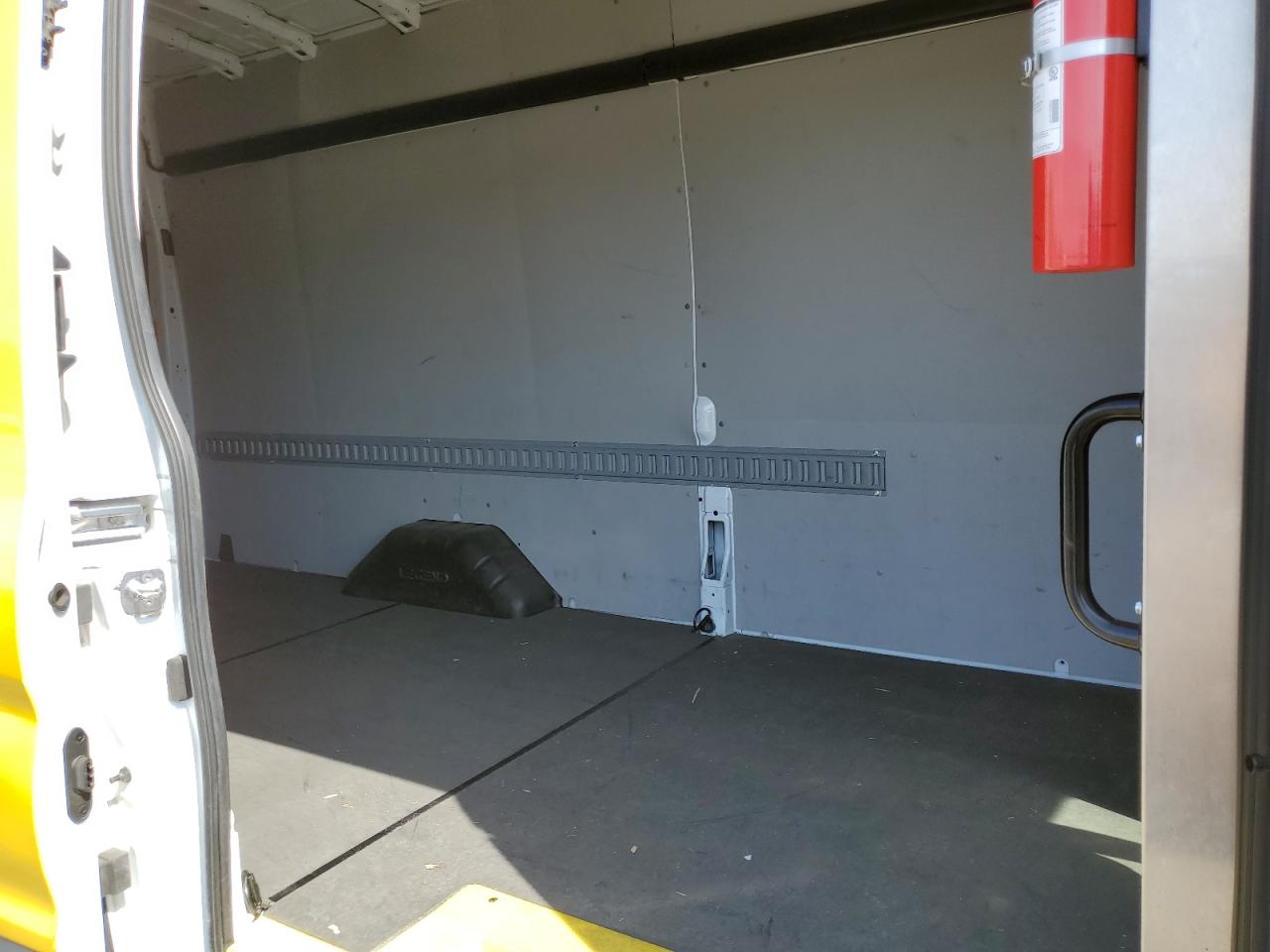 2023 Ford Transit T-350 Hd VIN: 1FTBF8XG2PKB16419 Lot: 62014555