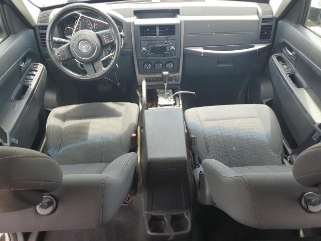 Паркетники JEEP LIBERTY 2012 Серебристый
