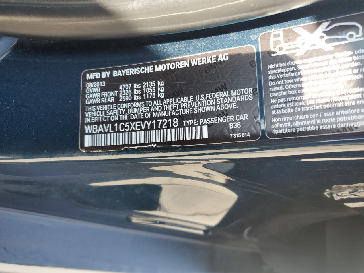 2014 BMW X1 xDrive28I VIN: WBAVL1C5XEVY17218 Lot: 62152505
