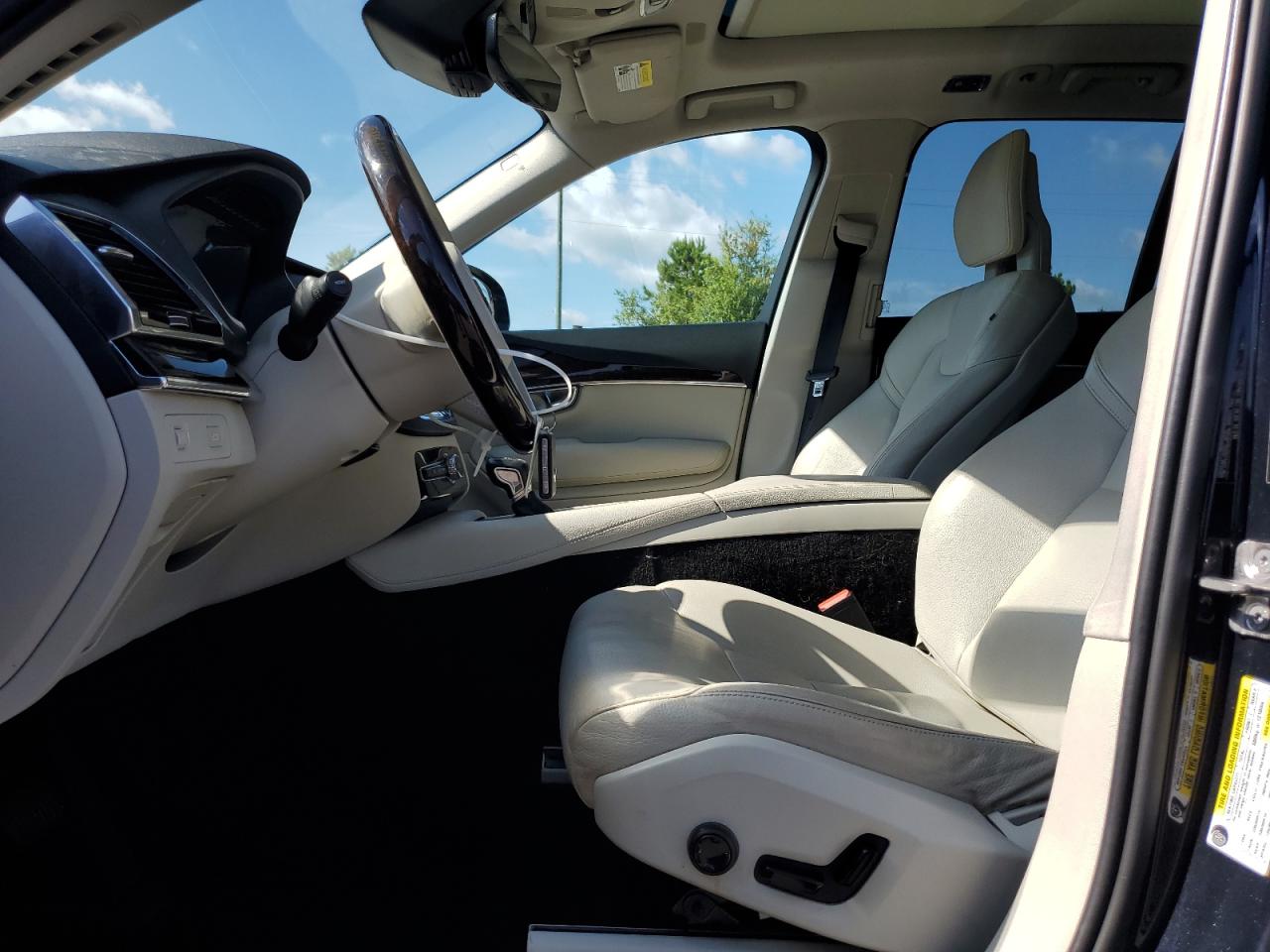 2016 Volvo Xc90 T6 VIN: YV4A22PK0G1087806 Lot: 61735135