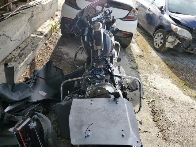 2011 HARLEY-DAVIDSON FLHTC 