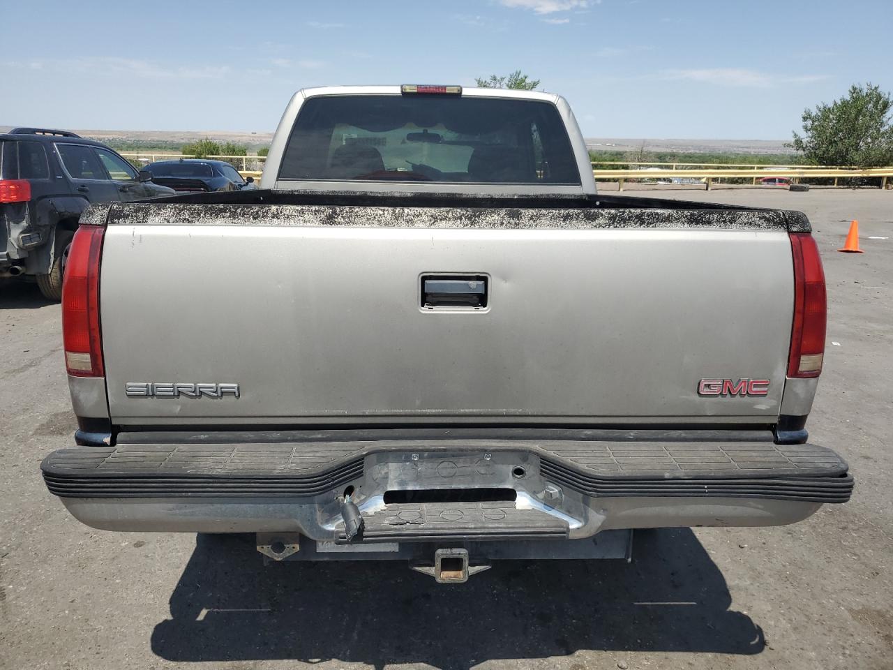 1998 GMC Sierra K1500 VIN: 1GTEK19R0WE542072 Lot: 62132395