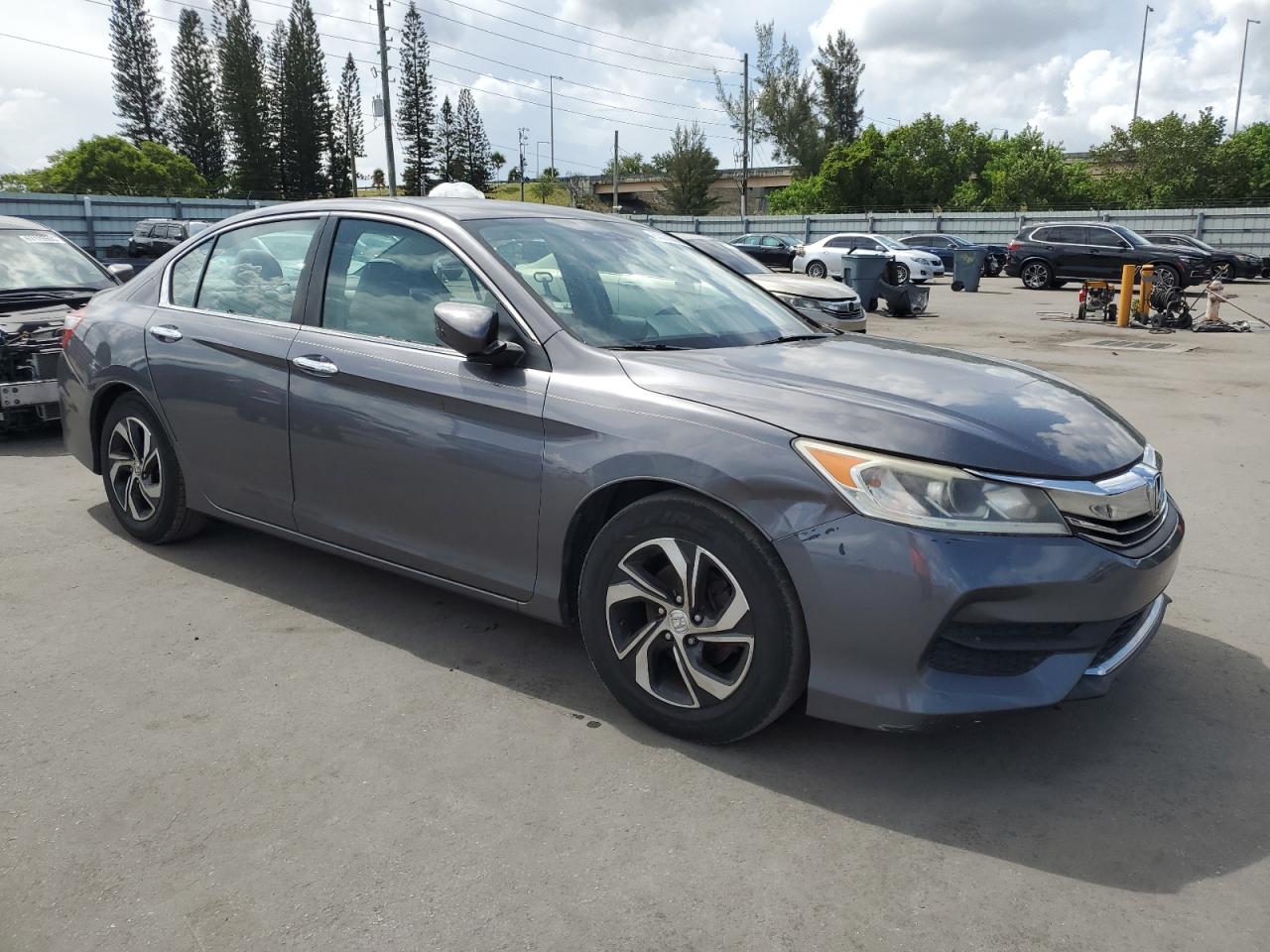 1HGCR2F3XHA006105 HONDA ACCORD 2017
