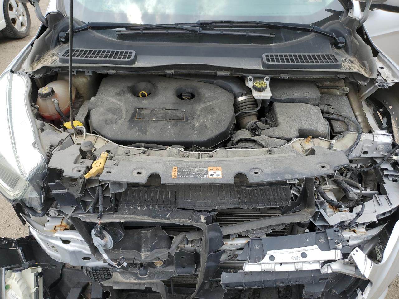 1FMCU0G96HUA85075 FORD ESCAPE 2017
