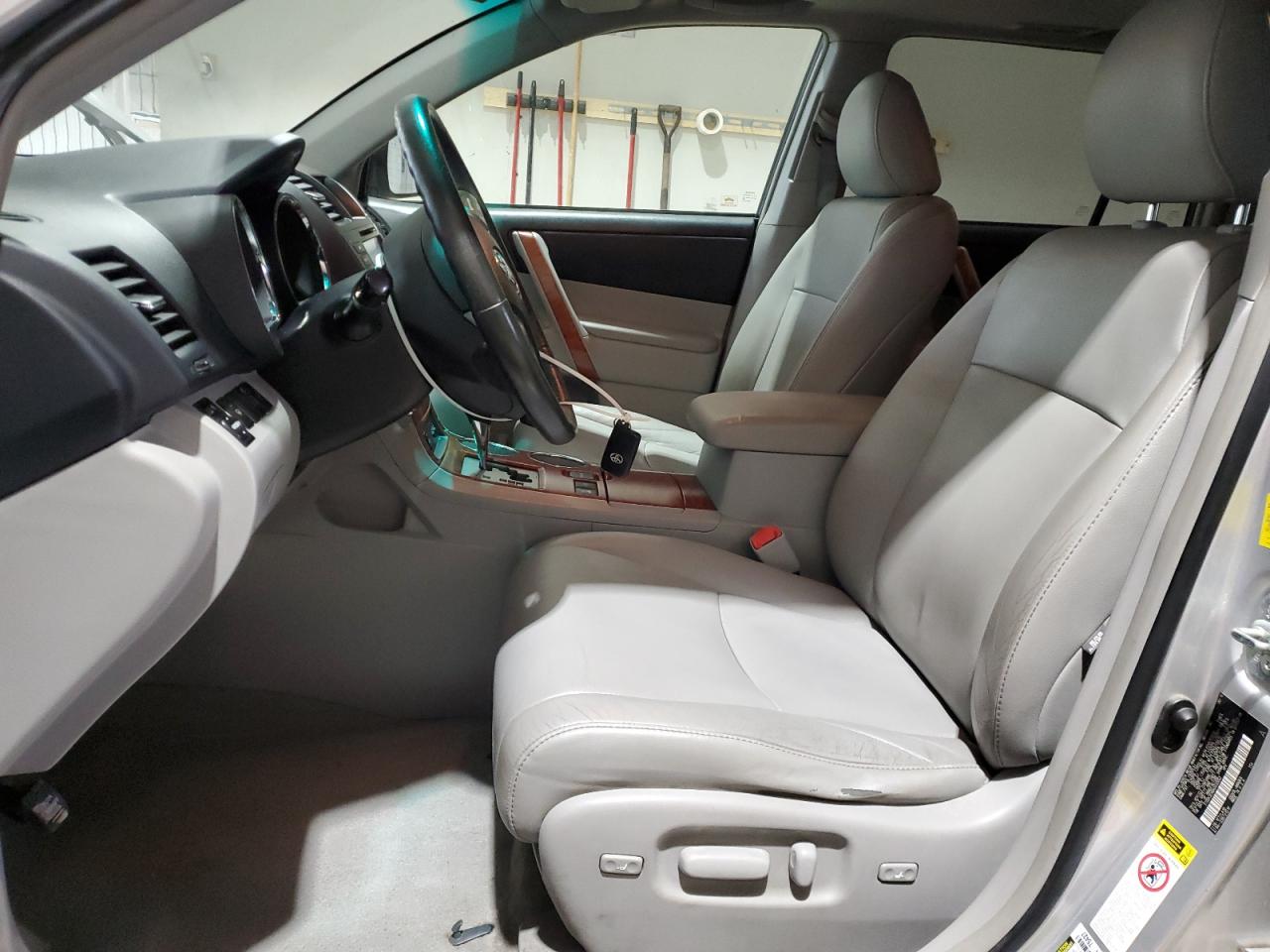 2010 Toyota Highlander Limited VIN: 5TDDK3EH0AS032053 Lot: 62598965