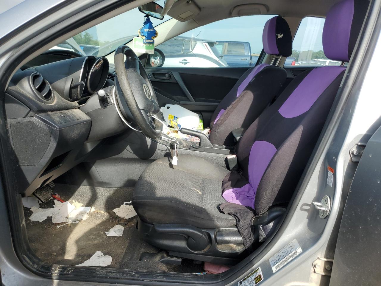 2011 Mazda 3 I VIN: JM1BL1UF1B1480471 Lot: 70718405